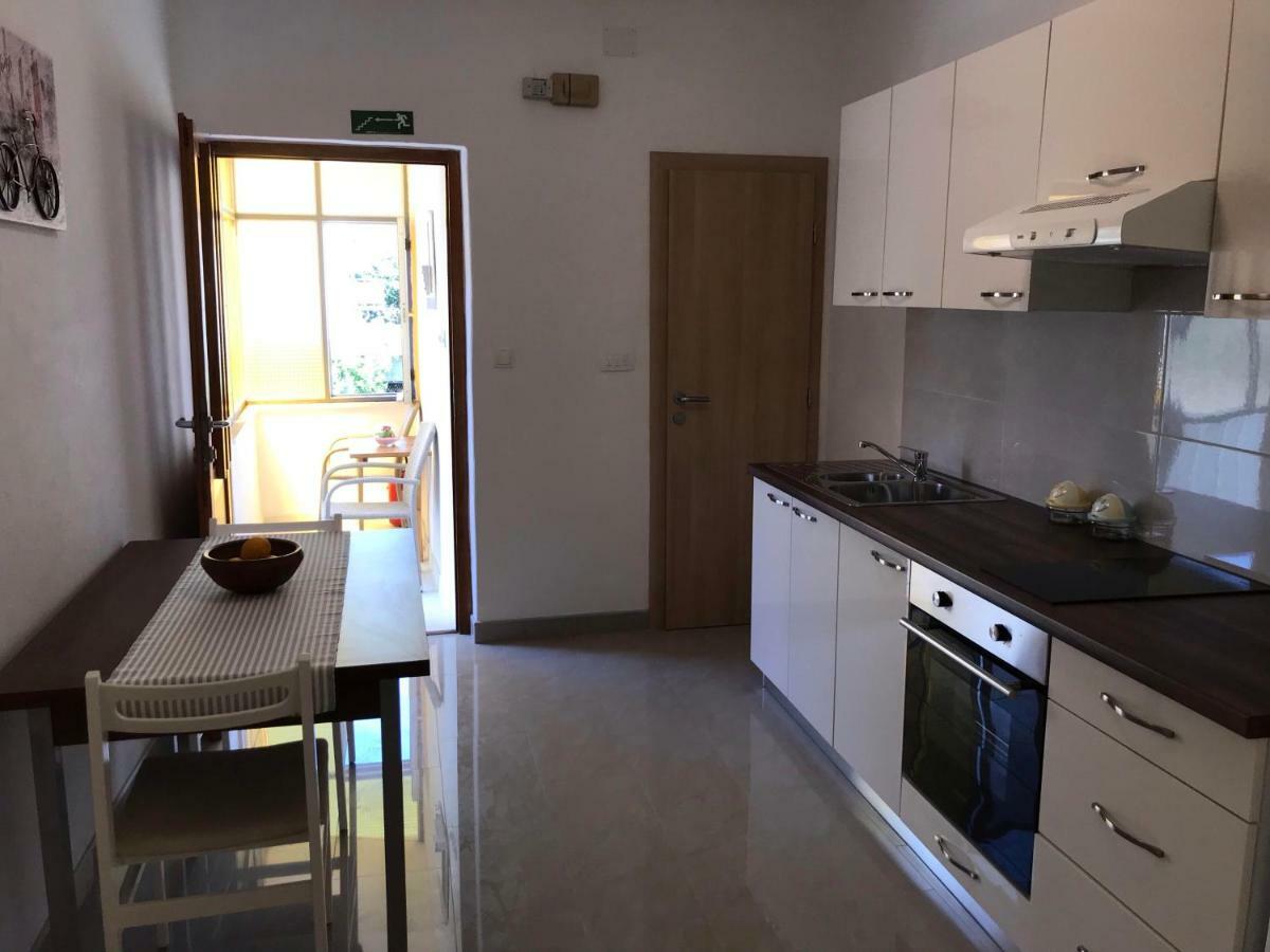 Studio Apartment Sabljic Kaštela Esterno foto